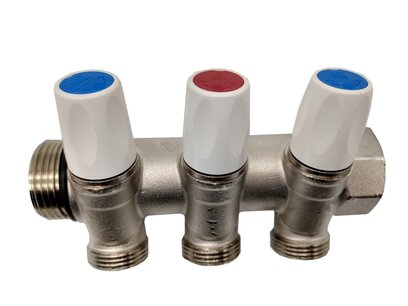 Hot pressed manifold 4/4" with 3 valves 